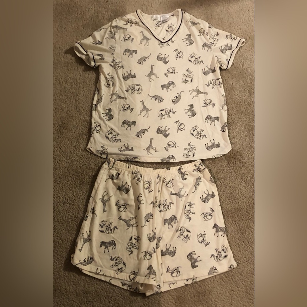 White Stag Safari Animal Pajama Set (Elephant, Giraffe, Zebra)